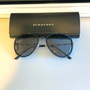 BLACK BURBERRY AVIATORS POLARIZED